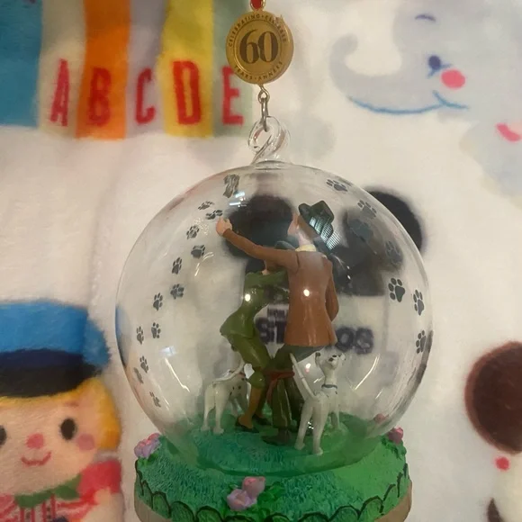 101 Dalmatians 60th Anniversary Ornament - Picture 2 of 3